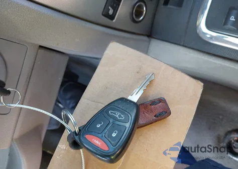 2006 Jeep Grand Cherokee Laredo from USA, damaged, VIN 1J4GR48K66C298265